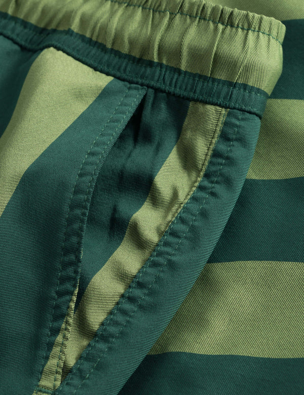 AWAY SWIMSHORTS - DARK GREEN/FERN