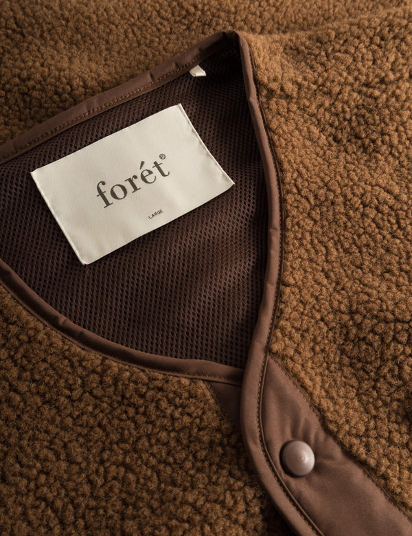 AURA SHERPA FLEECE JACKET - BROWN