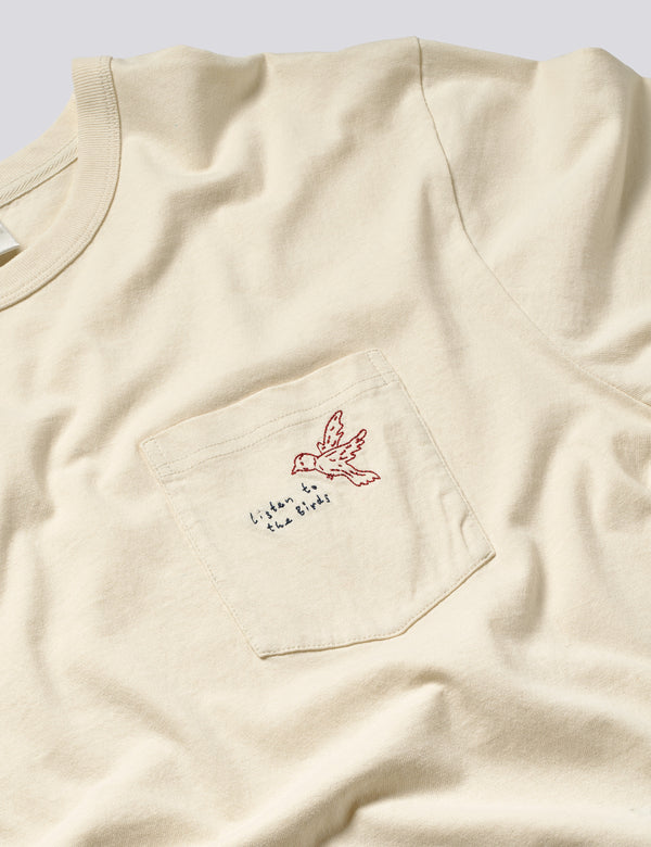BIRD EMBROIDERED POCKET T-SHIRT - CLOUD