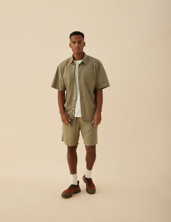 SERENE LINEN SS SHIRT - DUSTY OLIVE