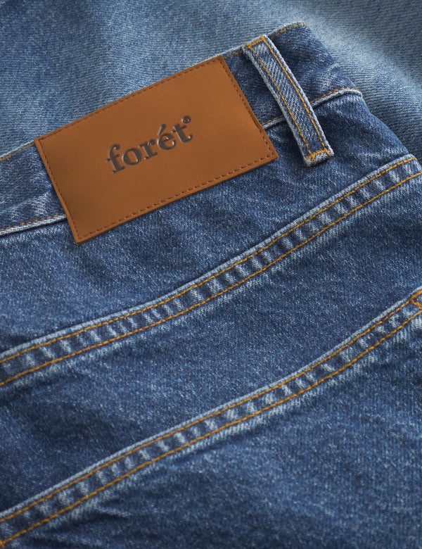 HEATH REGULAR FIT JEANS - WASHED MID BLUE