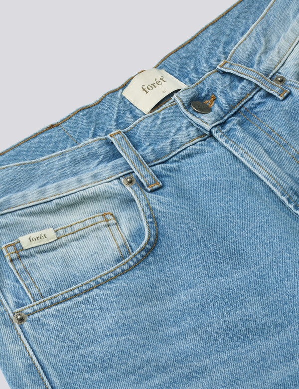 HEATH REGULAR FIT JEANS - WASHED LIGHT BLUE