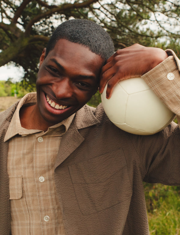 PEER SEERSUCKER REGULAR FIT SS SHIRT - STONE