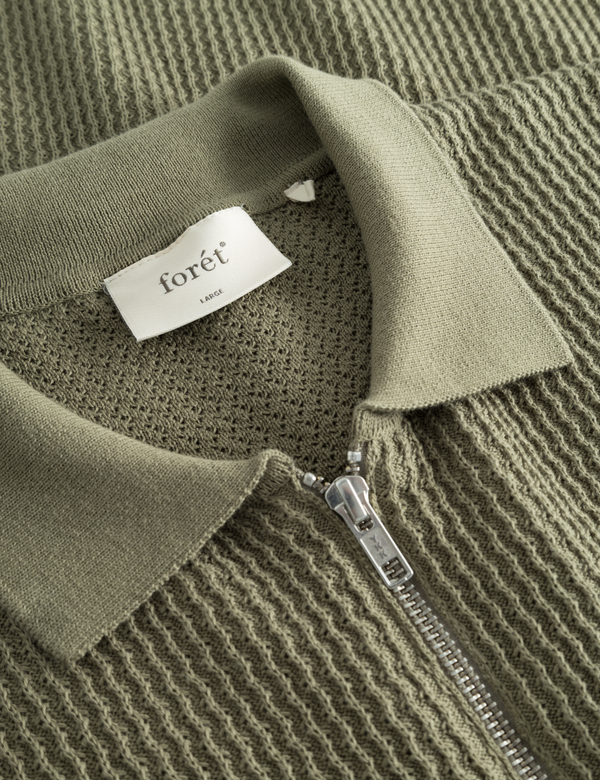 MOMENT HALF ZIP KNIT - DUSTY OLIVE