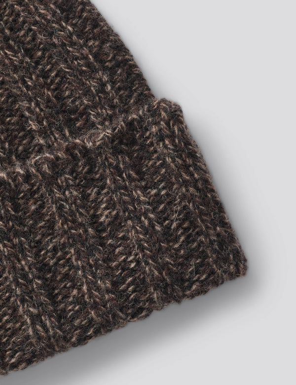 RELAX RIB PUZZLE BEANIE - BROWN