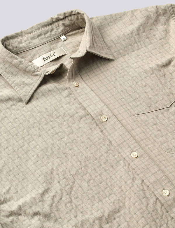 SCOUT RELAXED FIT MICRO CHECK SHIRT - KHAKI CHECK