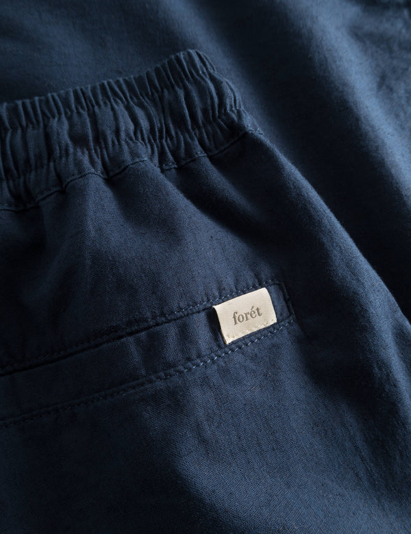 SERENE LINEN SHORTS - NAVY