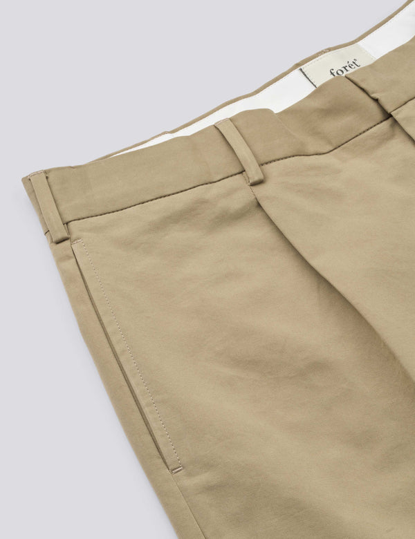 WRITER SHORTS - KHAKI