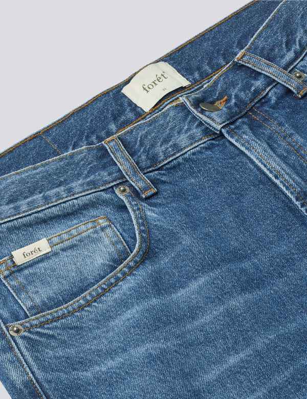 HEATH REGULAR FIT JEANS - WASHED MID BLUE